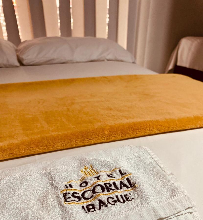 Hotel Escorial อีบาเก ภายนอก รูปภาพ