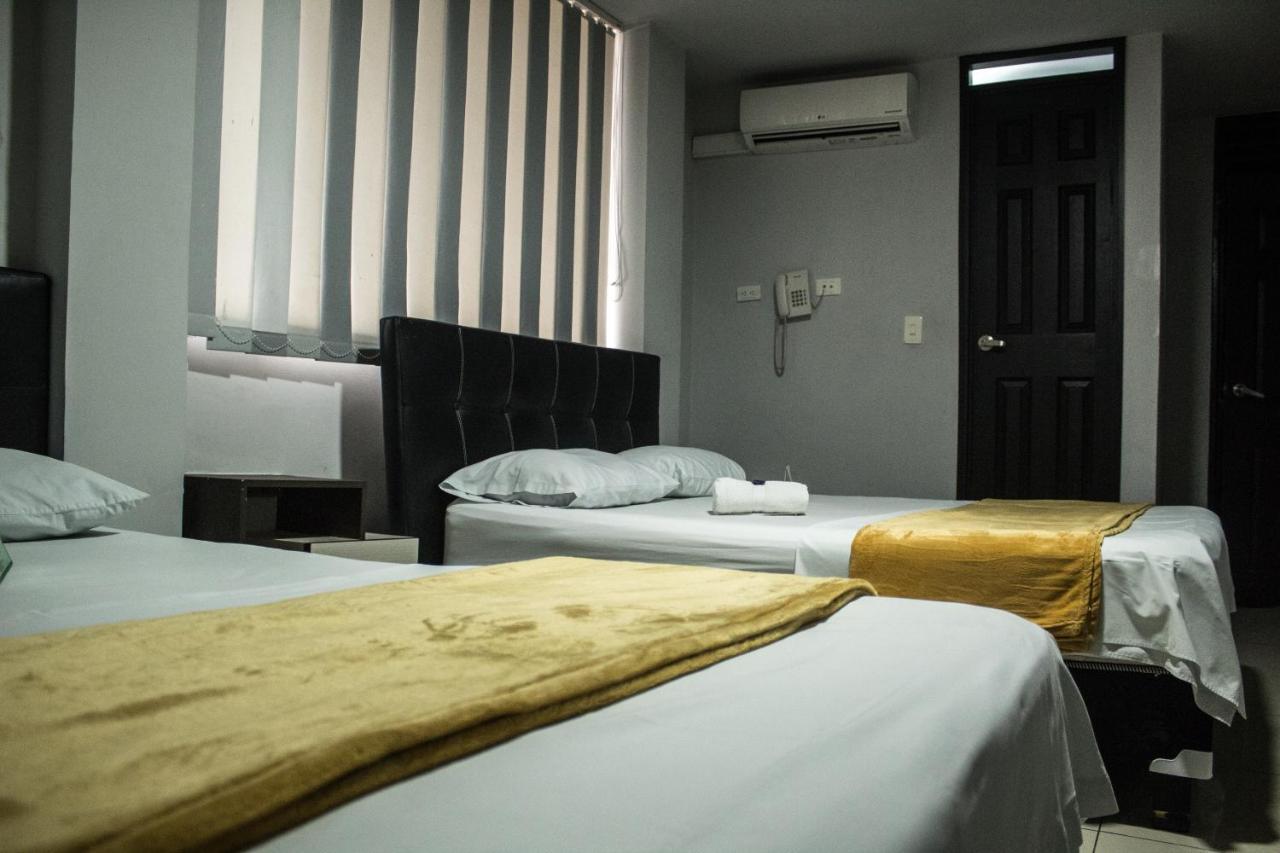 Hotel Escorial อีบาเก ภายนอก รูปภาพ